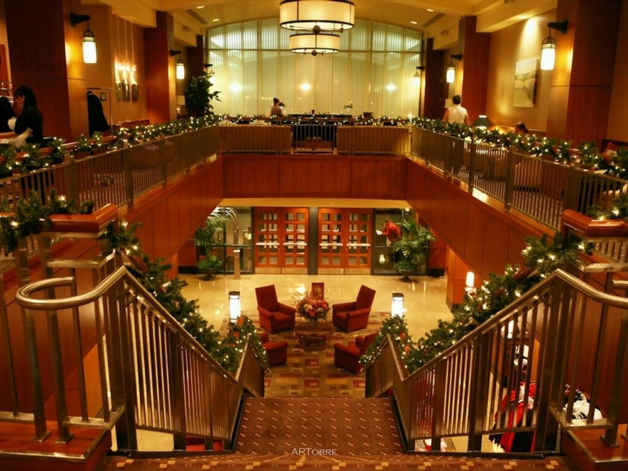 Ballroom lobby - holidays