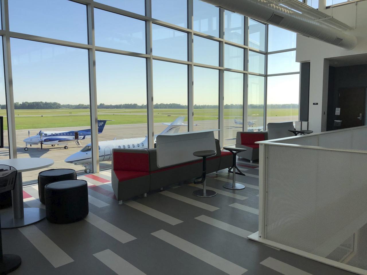 A waiting room at The Ohio State University airport
